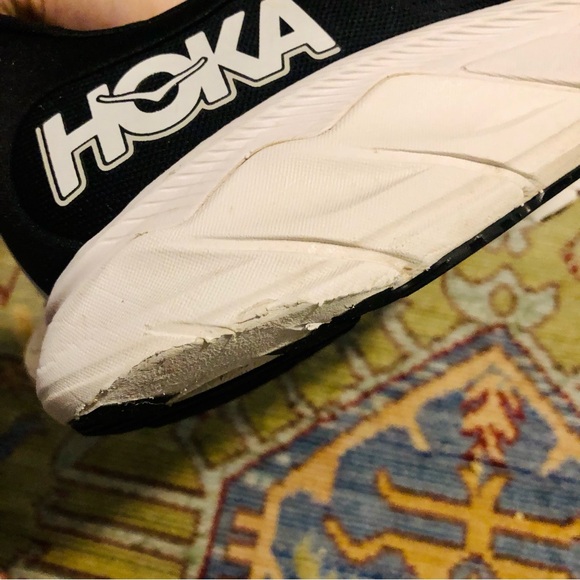MEN'S HOKA ARAHI 7 RUNNING SHOES - Picture 9 of 9